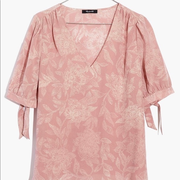 NEW Madewell Light Pink Floral Silk V-neck Top US M - Picture 1 of 7